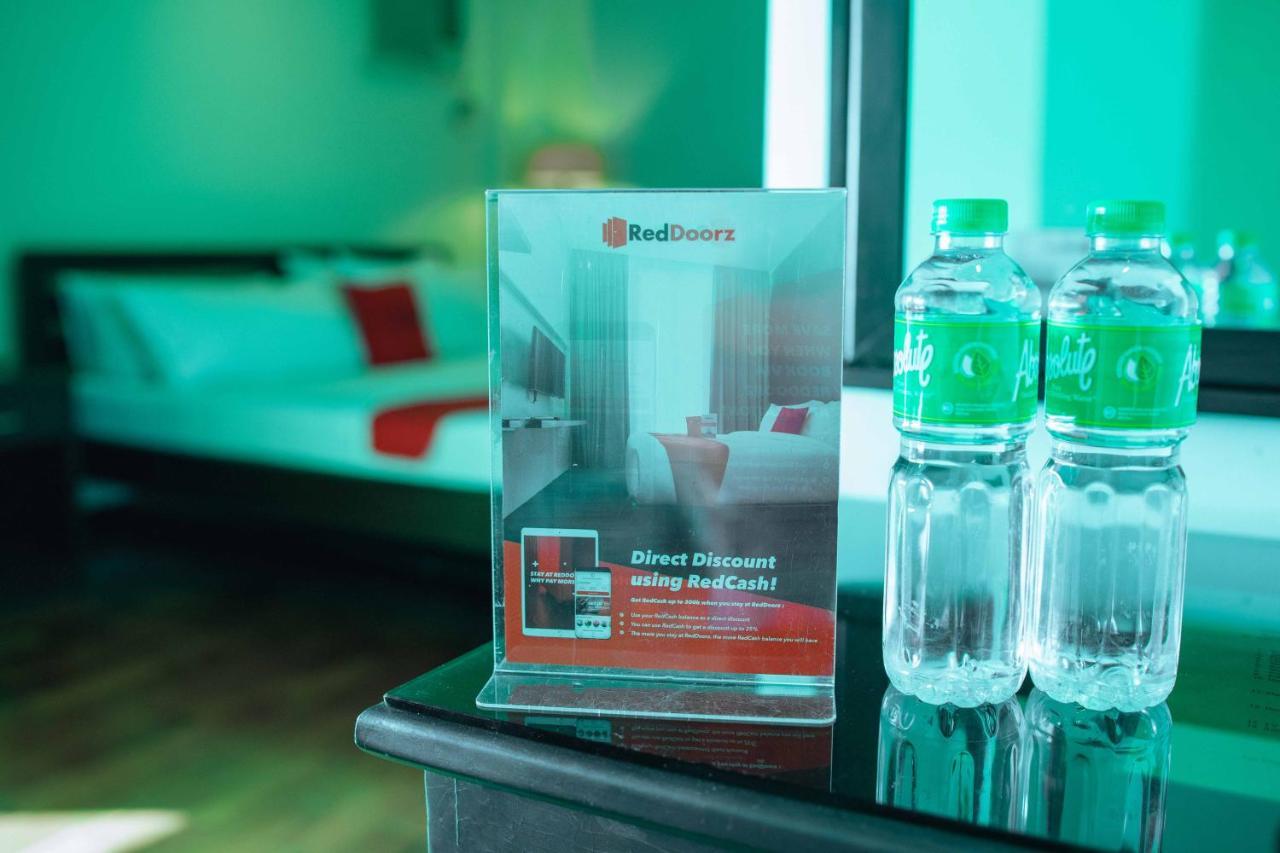 Reddoorz Plus Near Naia Expressway Пасай Екстериор снимка
